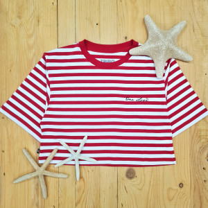 Tee Cropped Girl Riscas - Vermelha